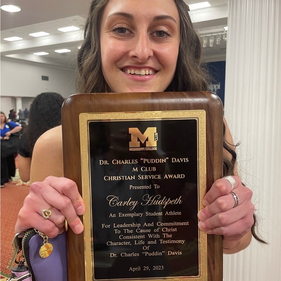 Meet your Posher, Carley - Picture 5 of 5